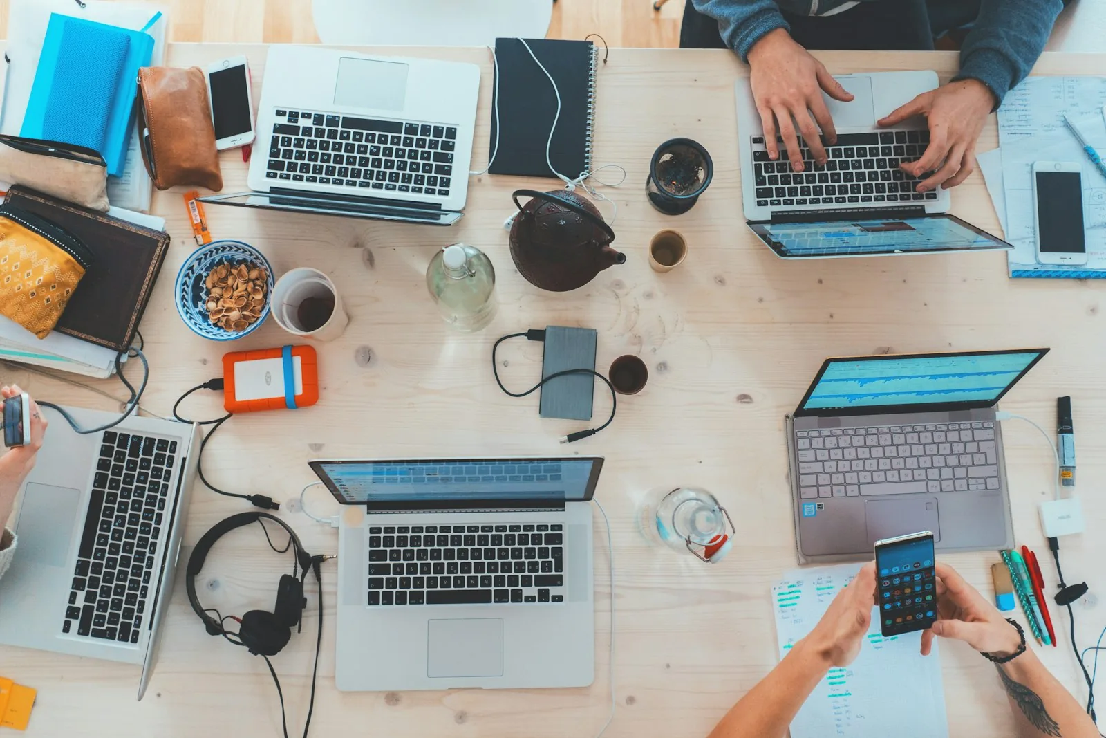 Building SaaS Products That Retain: Lessons from Onboarding to Churn