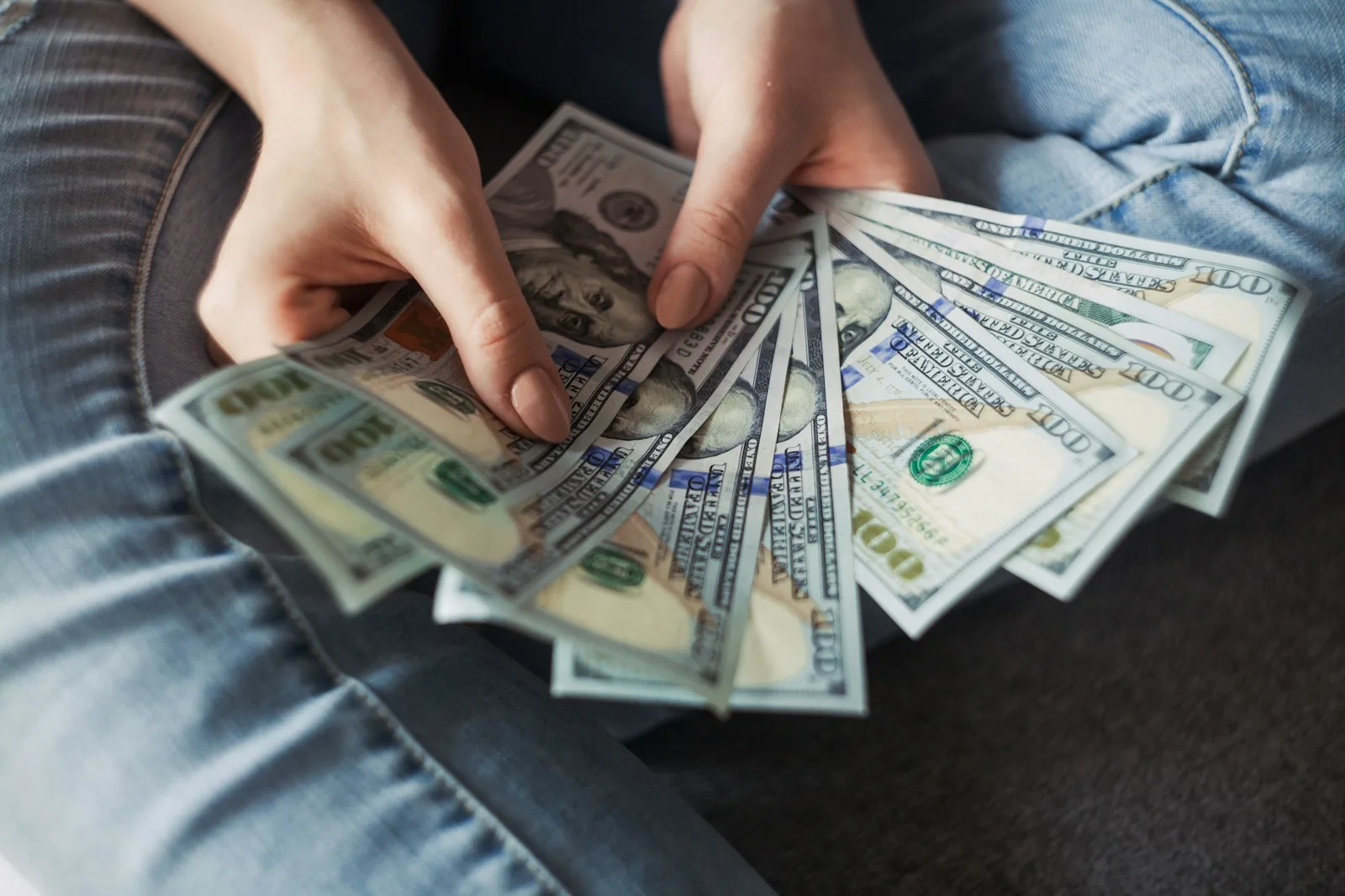 Prioritizing User Experience: A Must for Mobile App Success